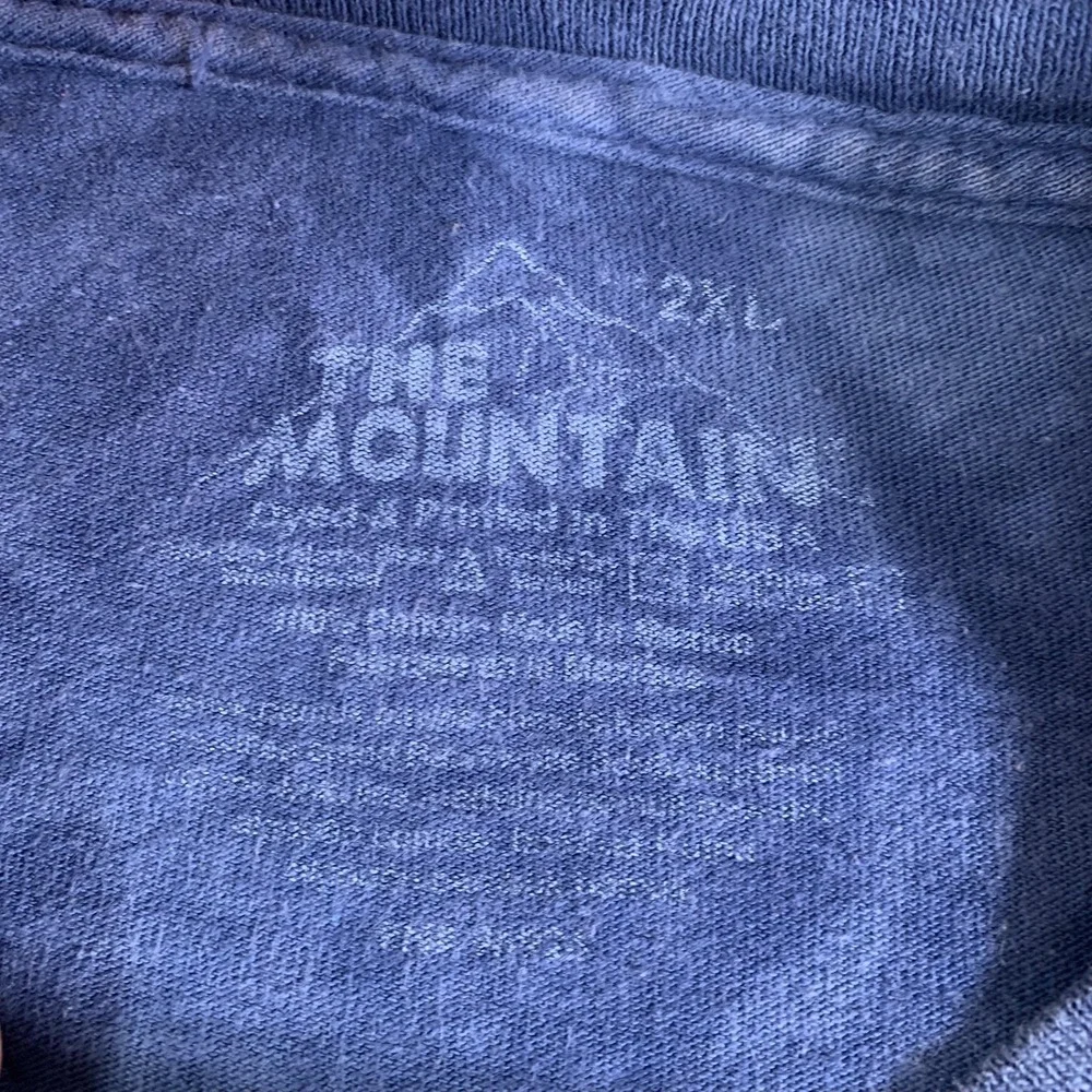 The Mountain Shirt Mens 2XL Blue Bald Eagle American Flag Monarch Crest‎ Tie Dye - Picture 3 of 10